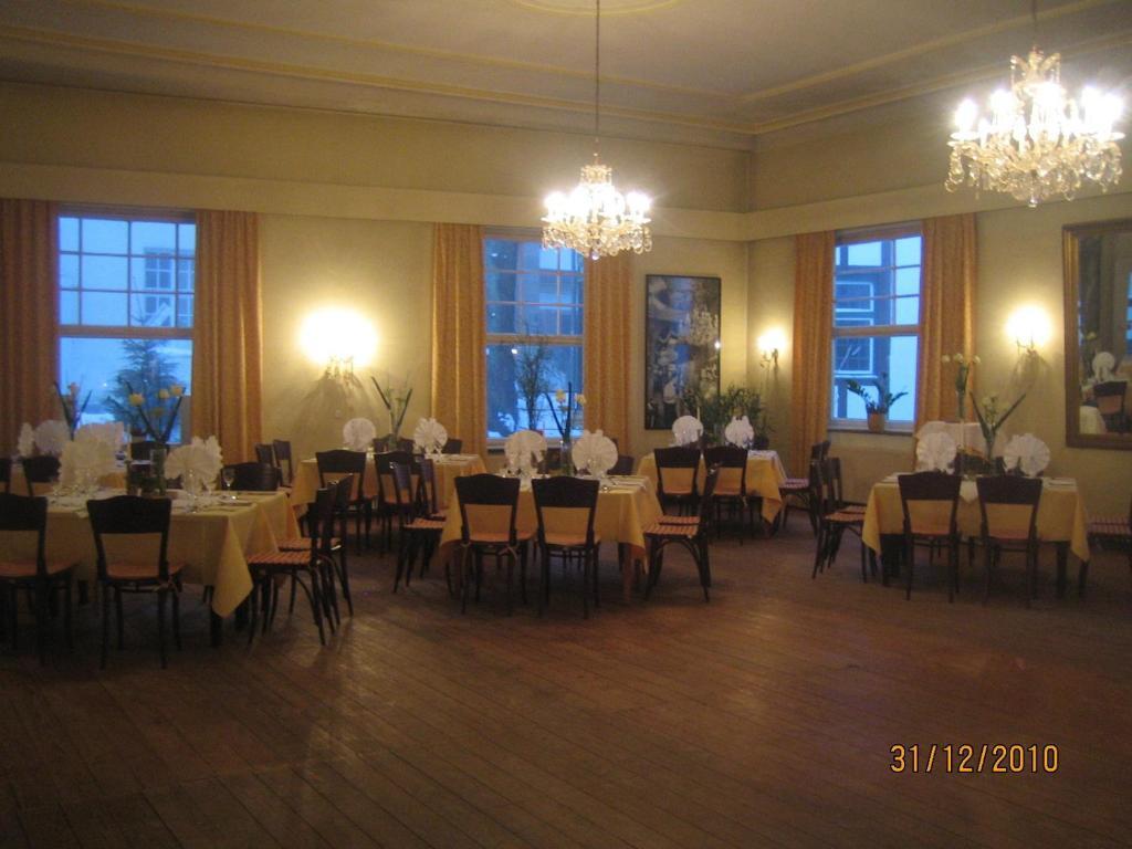 Hotel Drei Kronen Tecklenburg Buitenkant foto